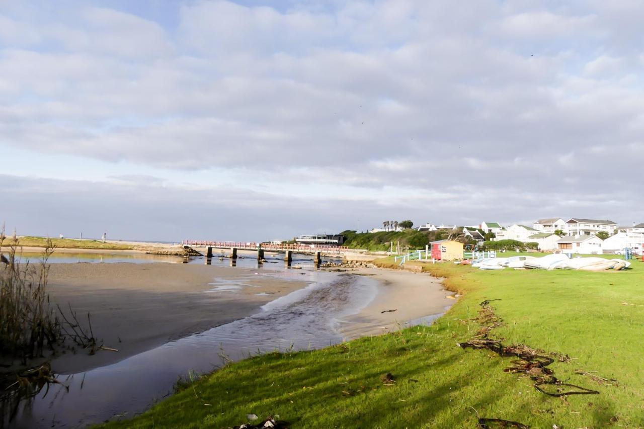 Shalom Self Catering Hotel Kleinmond Eksteriør billede