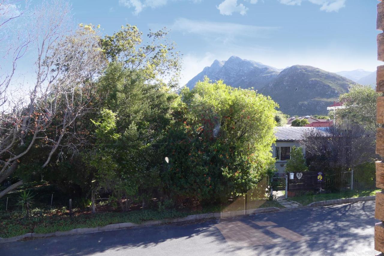 Shalom Self Catering Hotel Kleinmond Eksteriør billede
